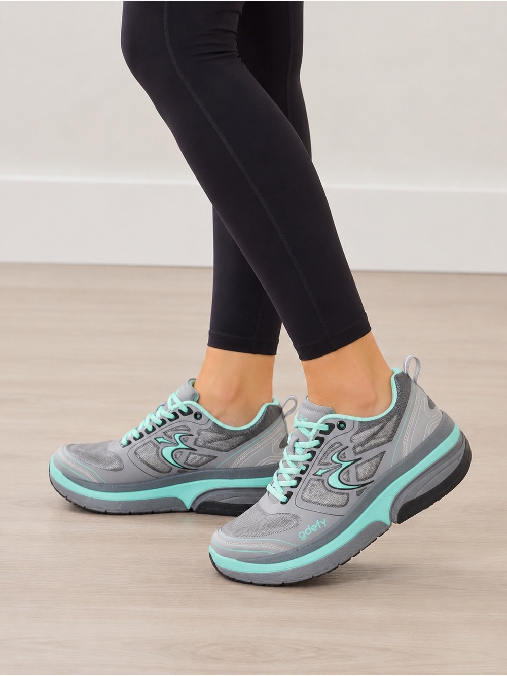 GDEGY Women's Gray and Mint shoes- size 7